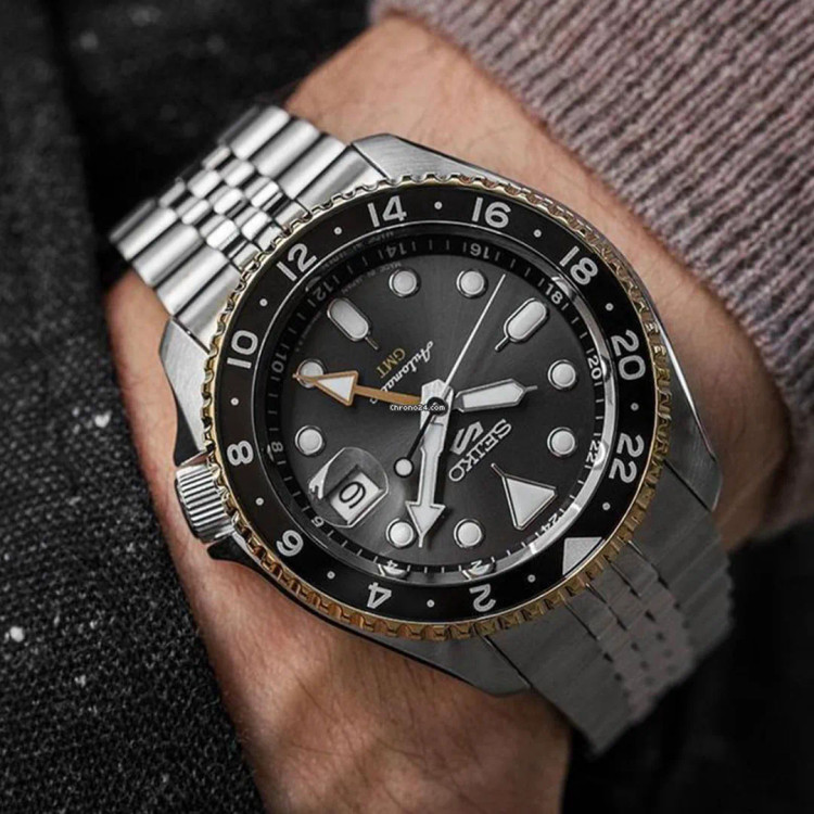 ساعت مچی مردانه سیکو SEIKO 5 SSK021J1