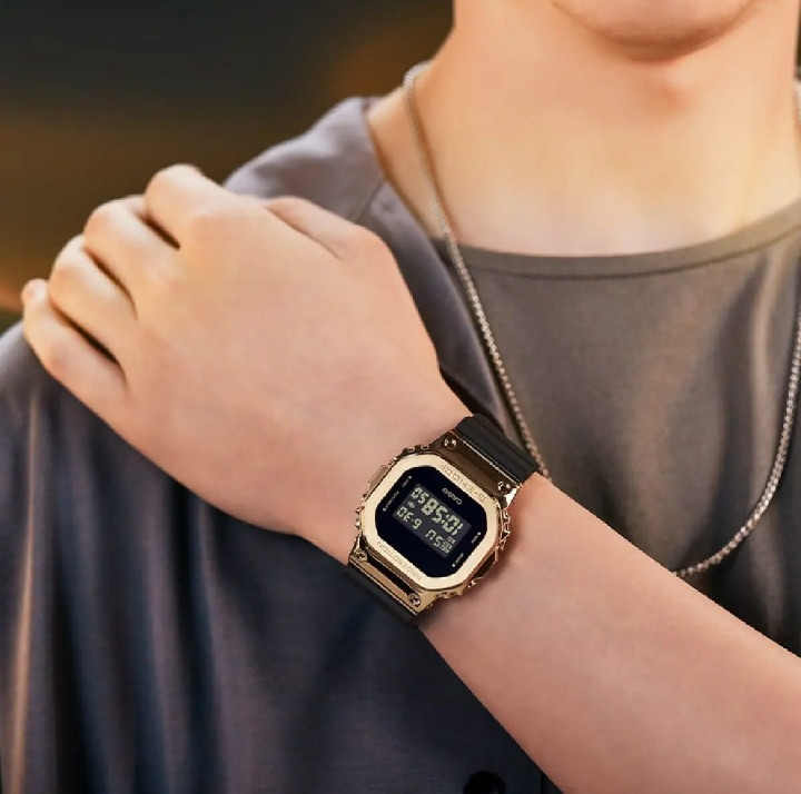 ساعت مچی مردانه/زنانه جیشاک G-SHOCK GM-5600G-9DR